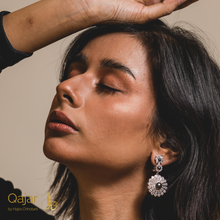 Load image into Gallery viewer, The Full Moon Pearl Bloom