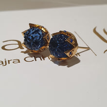 Load image into Gallery viewer, The Nusaybah Rounded Studs