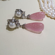 Load image into Gallery viewer, The Moonflower - Milky Pink (Choker Set with Pearls)