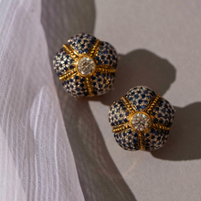 Load image into Gallery viewer, Blooming Buds