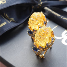 Load image into Gallery viewer, The Leilah Carved Flower Tops