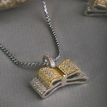 Load image into Gallery viewer, Bow Tie Pendant Set