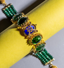 Load image into Gallery viewer, The Soraiya II - Cluster of Stars - Choker